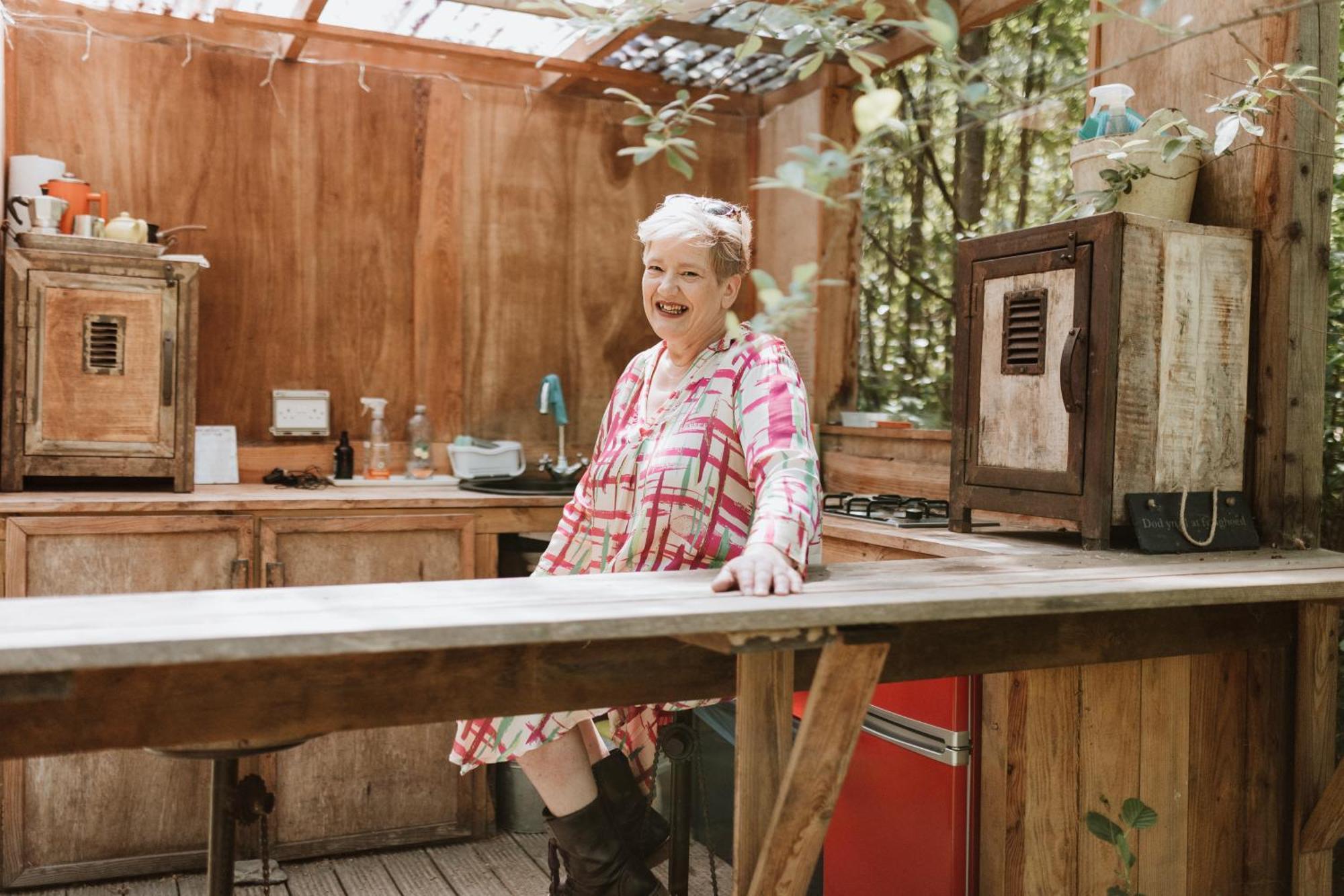 The Charcoal Hut Woodland Retreat Llandovery